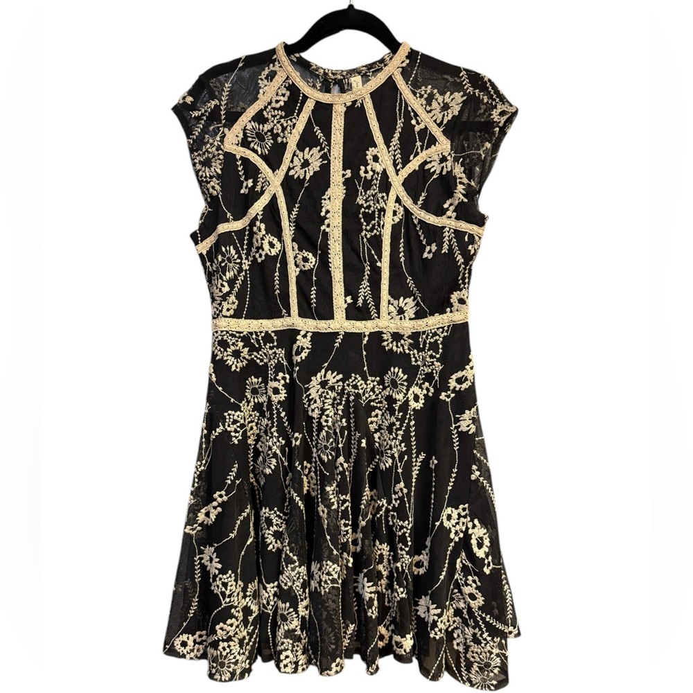 Free People Black and Ivory Women’s Burnout Style Lace Embroidered Dress - Picture 2 of 8